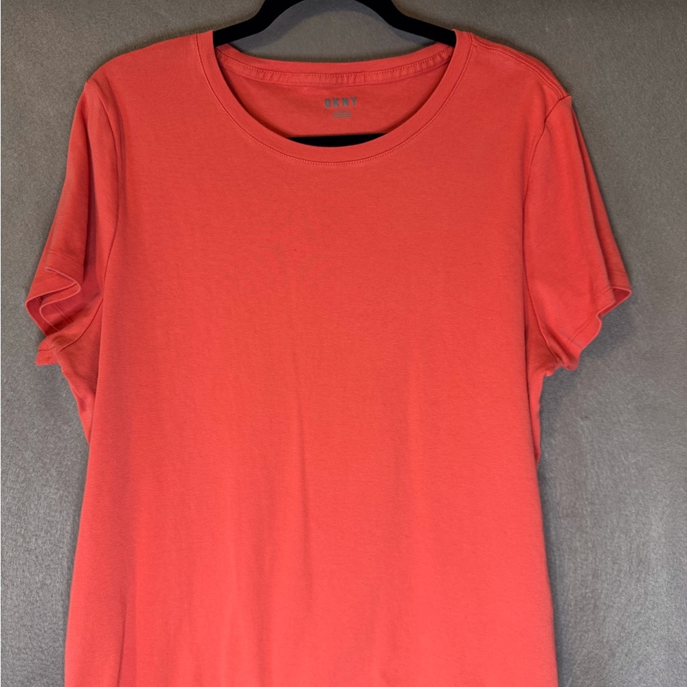 DKNY Vibrant Coral Short Sleeve Tee. Excellent Condition.